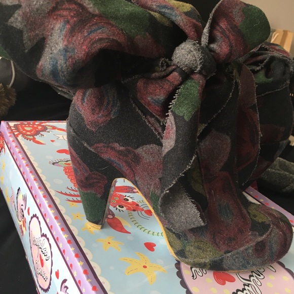 Irregular Choice Party Pants - Picture 2 of 7